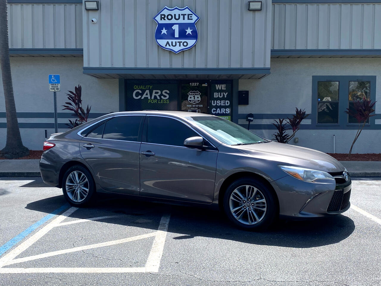 Toyota Camry SE 2017