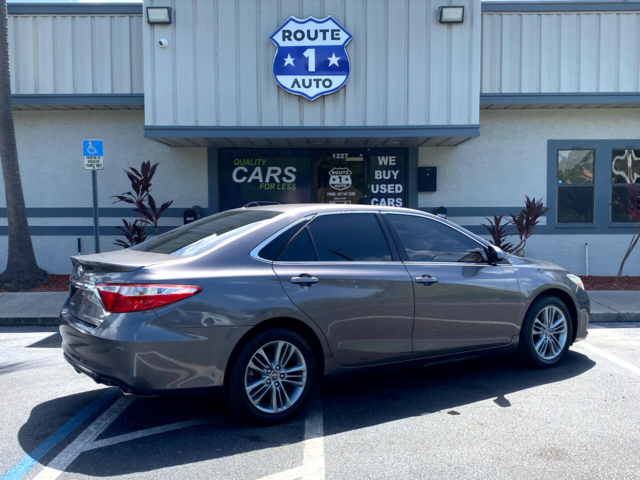Toyota Camry SE 2017