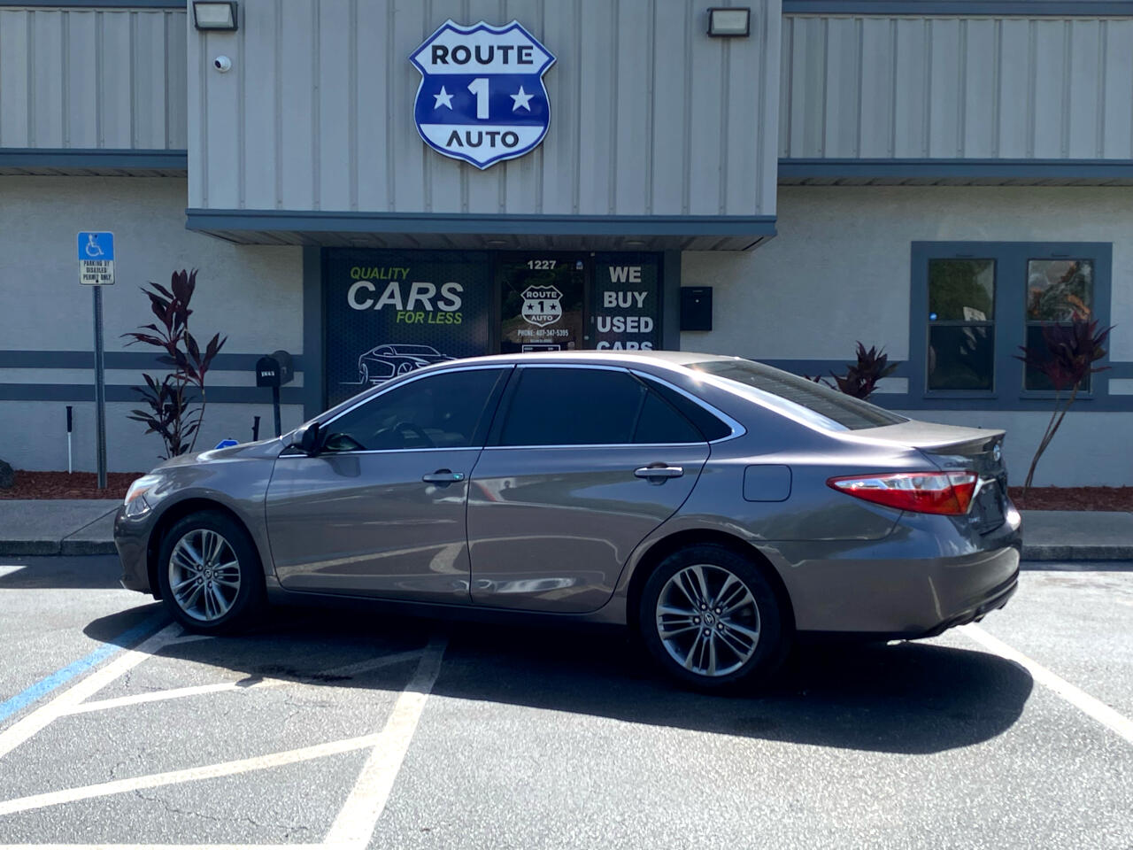 Toyota Camry SE 2017