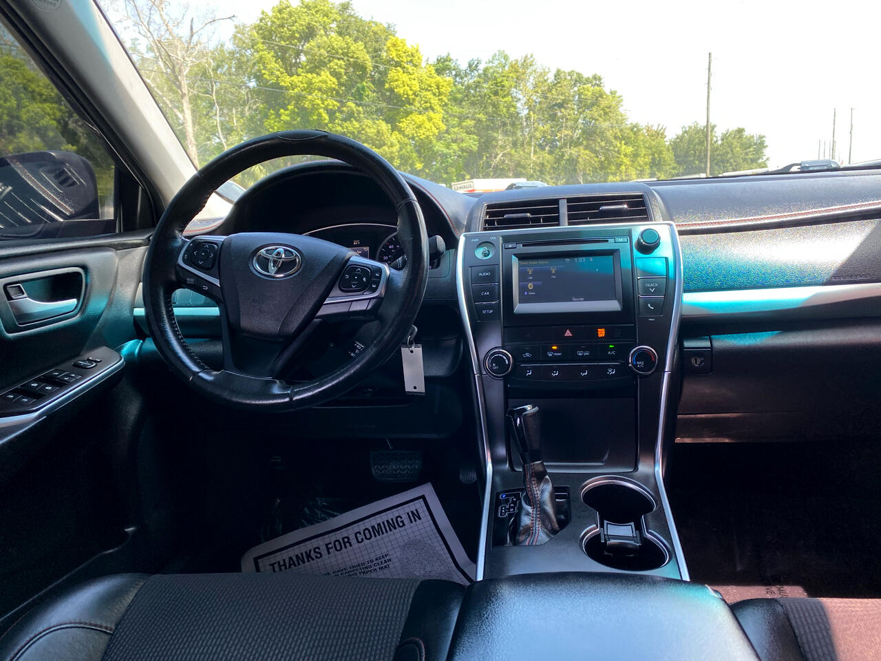 Toyota Camry SE 2017