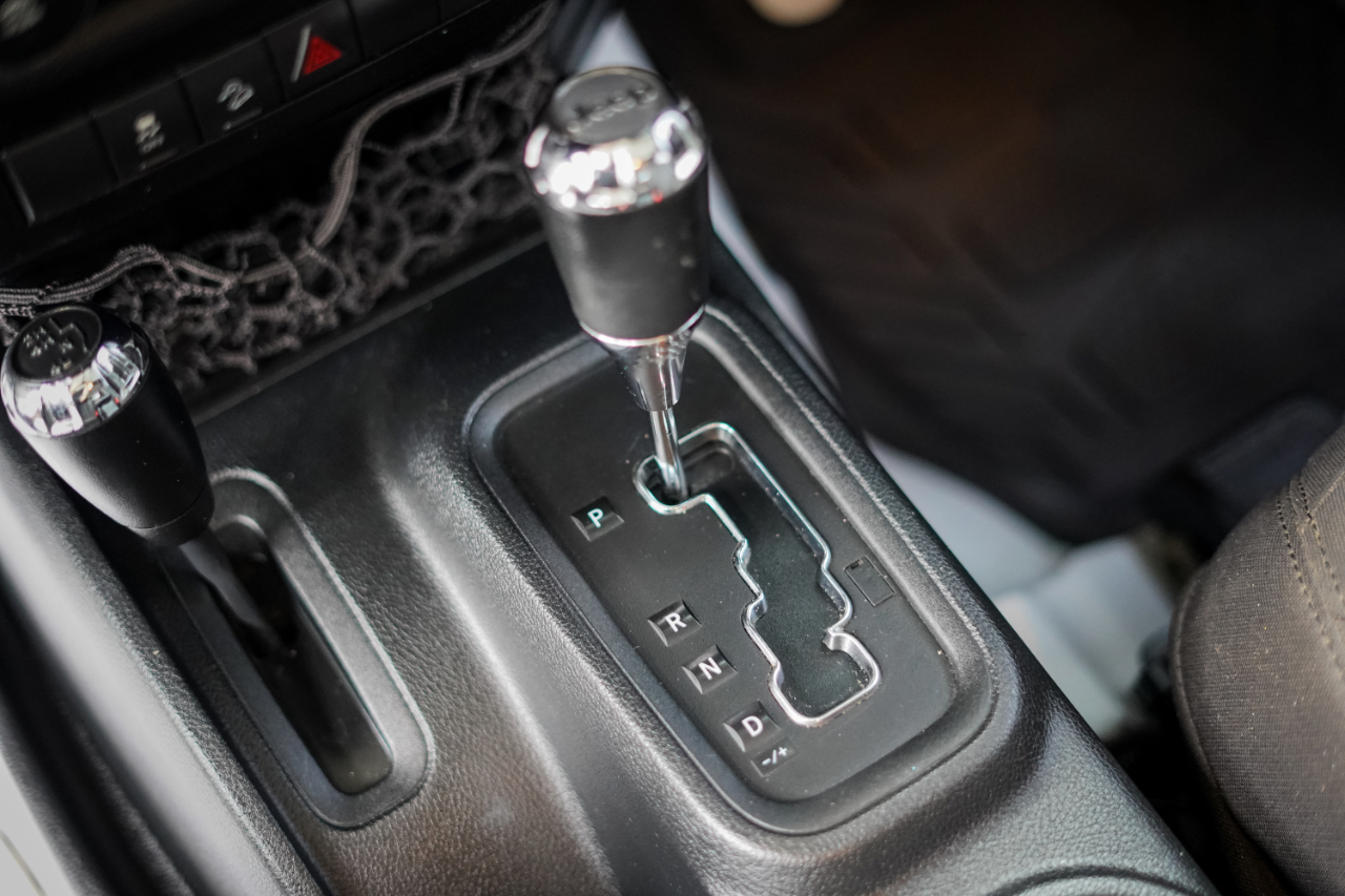 Jeep Wrangler Sport 4WD 2016