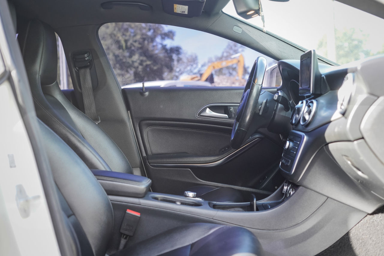 Mercedes-Benz CLA-Class CLA250 2015