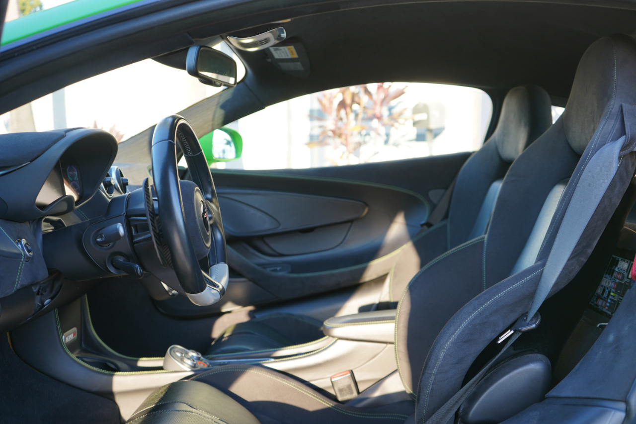 McLaren 570s Base 2016