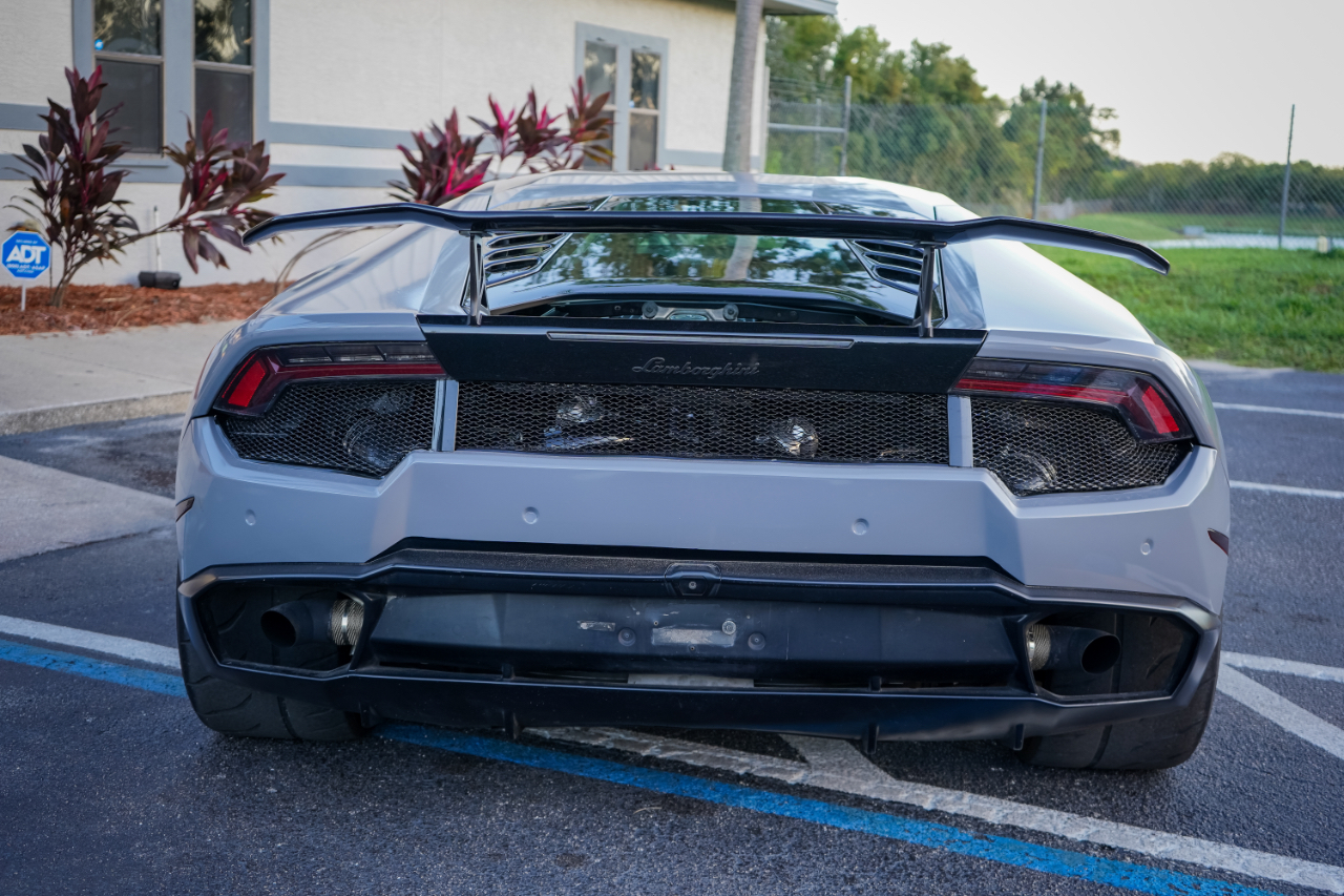 Lamborghini Huracan LP580-2 2017