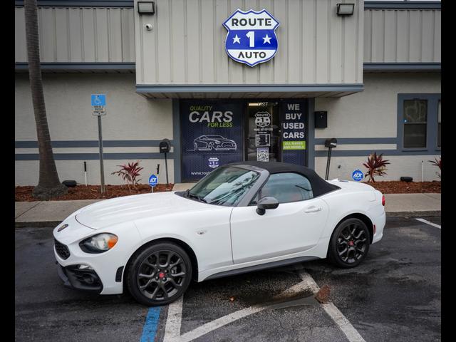 White 2018 FIAT 124 Spider Lusso Convertible Rear-Wheel Drive 6-Speed Automatic