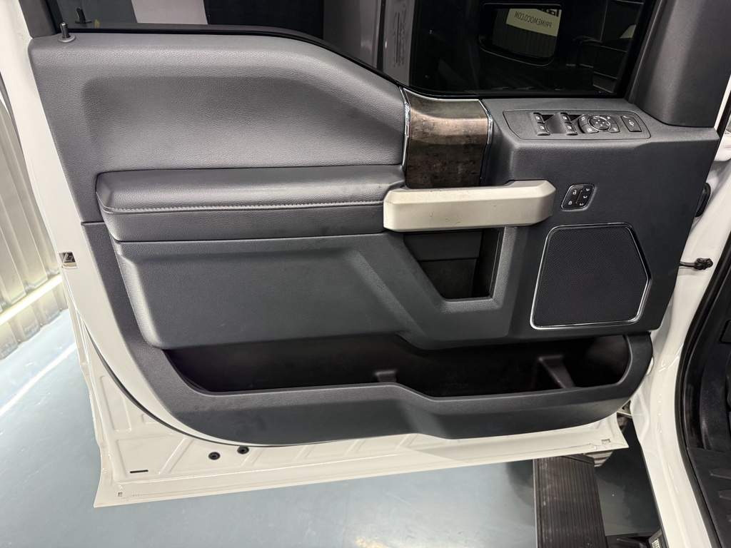 Ford F-250 SD  2022