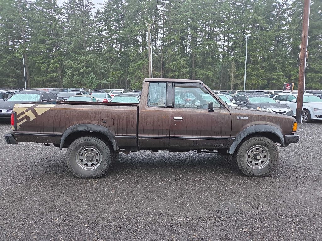1986 Nissan Truck