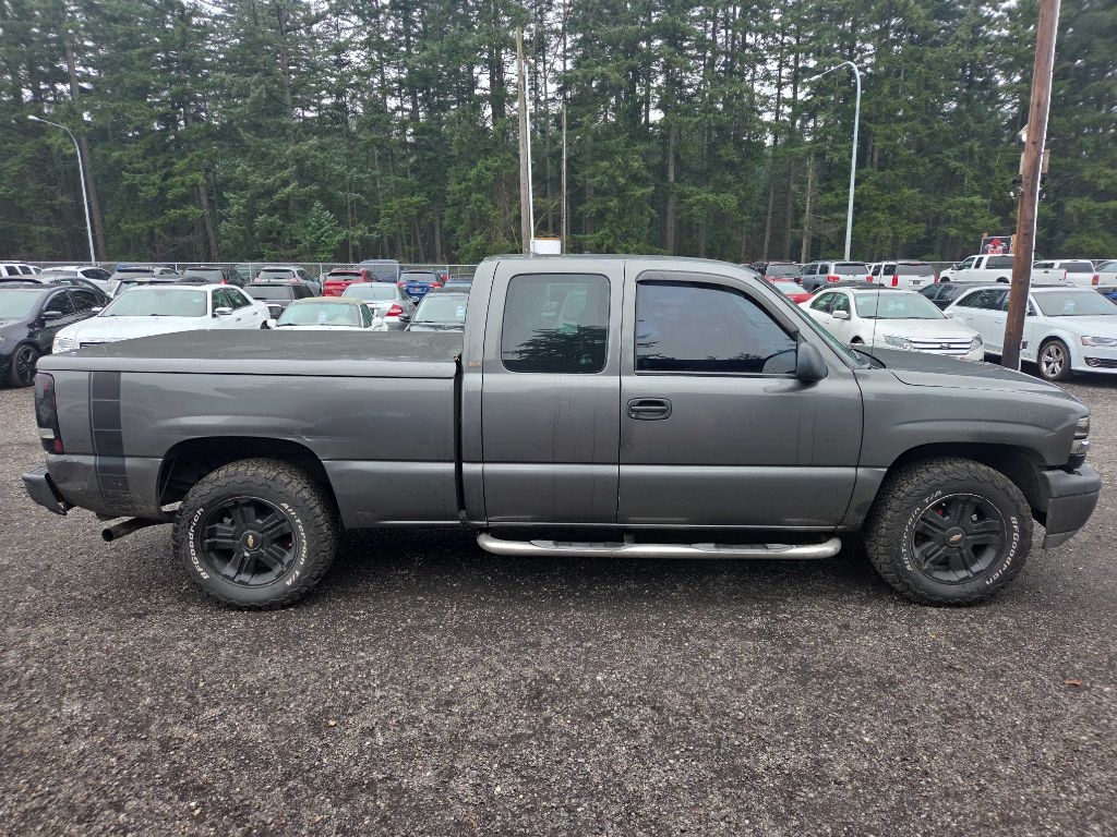 2001 Chevrolet Silverado 1500 LT Ext. Cab Long Bed 4WD