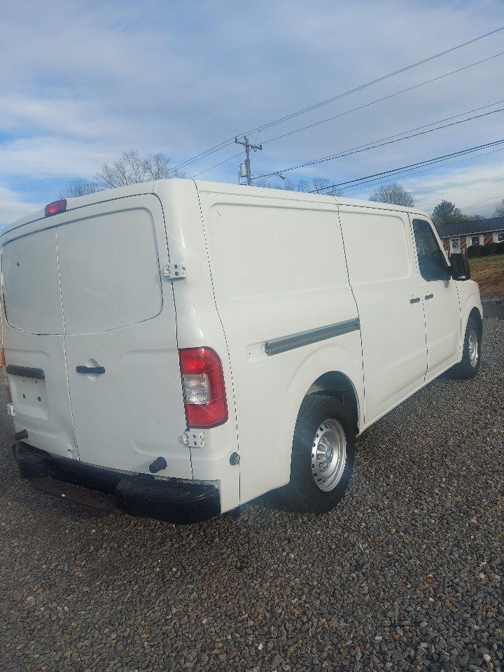 Nissan NV Cargo 1500 S 2017