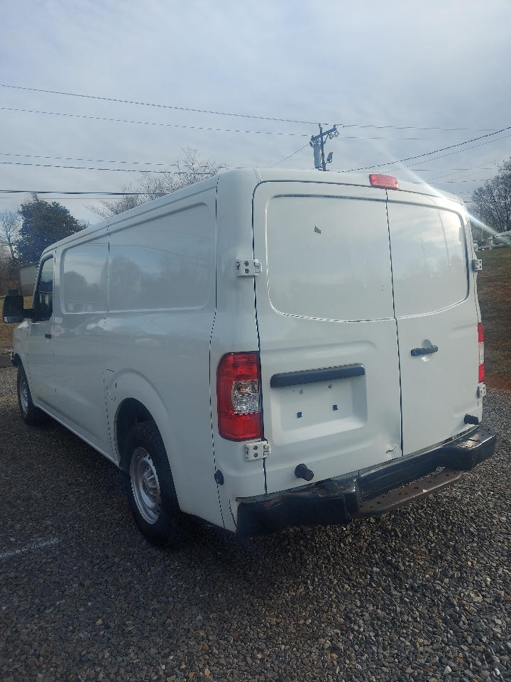 Nissan NV Cargo 1500 S 2017