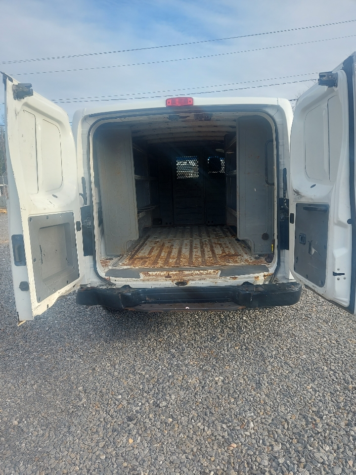 Nissan NV Cargo 1500 S 2017