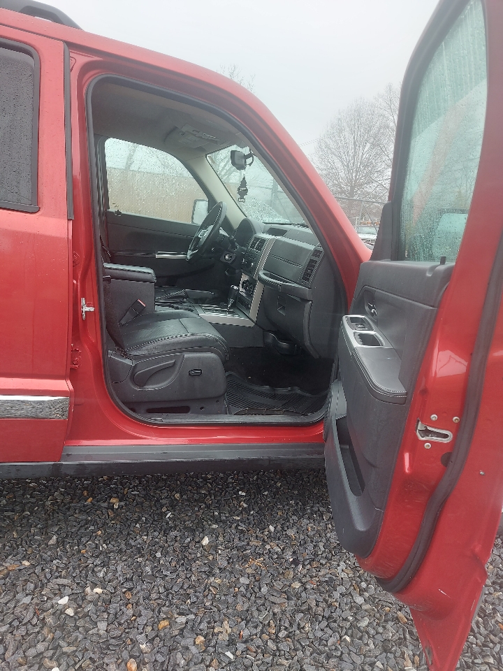 Jeep Liberty Limited 4WD 2009