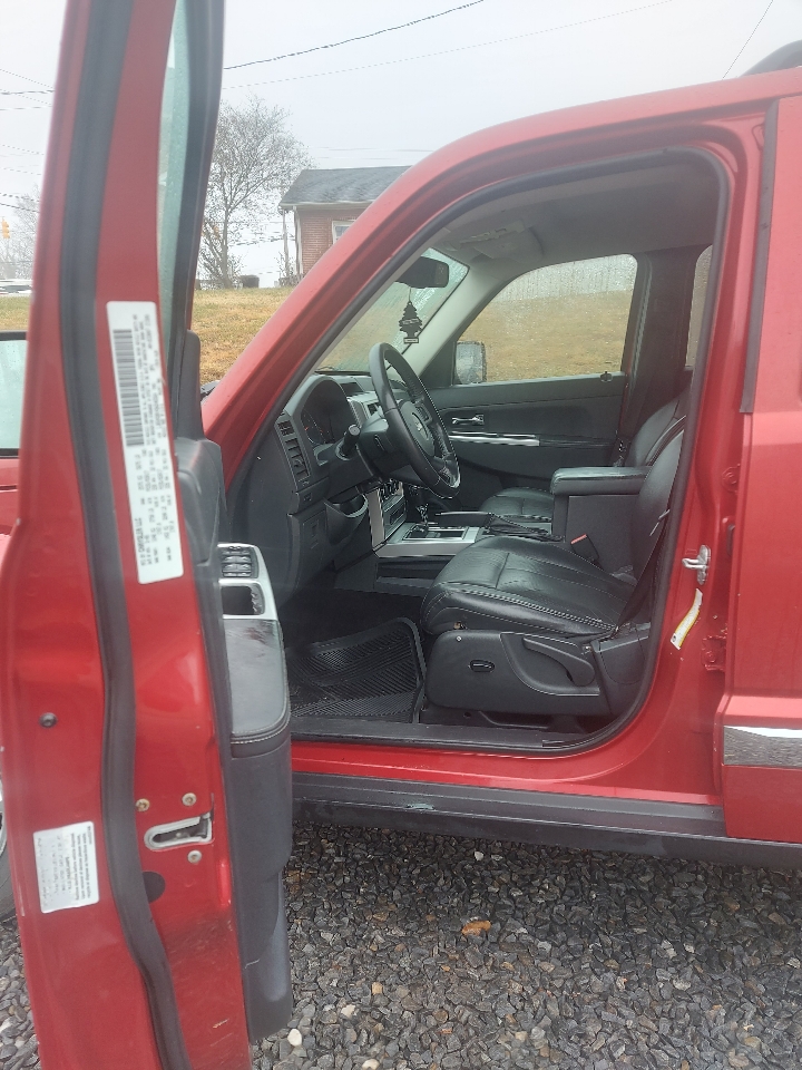 Jeep Liberty Limited 4WD 2009