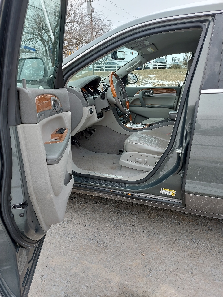 Buick Enclave CXL-1 FWD 2011