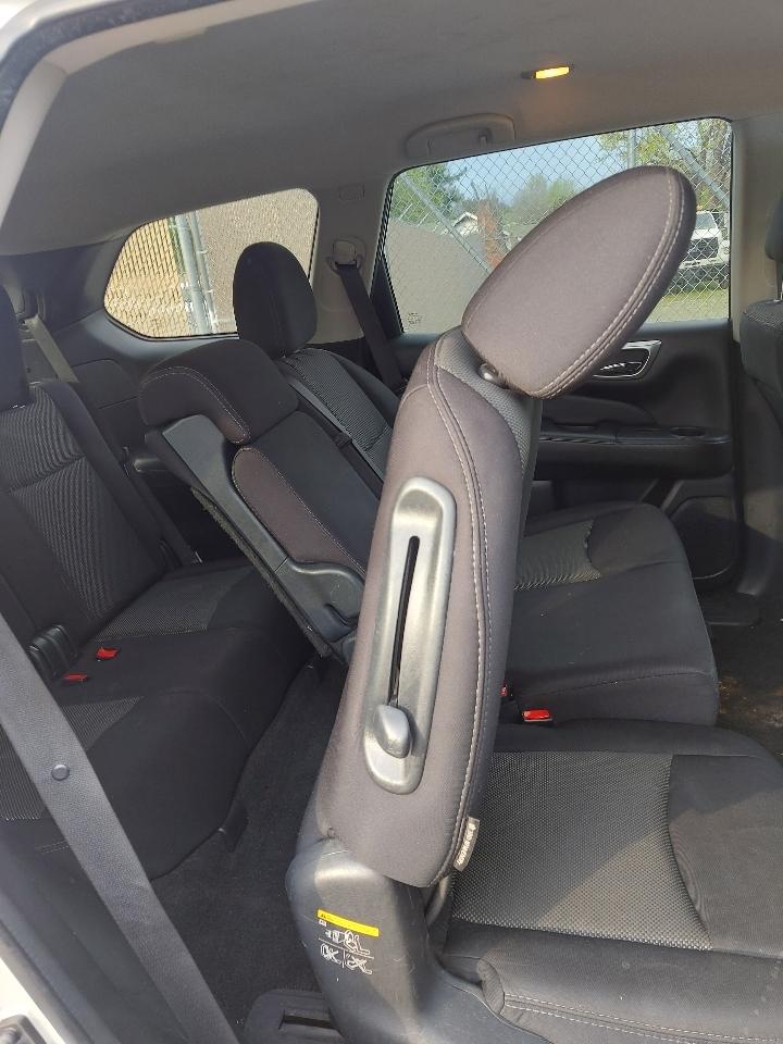 Nissan Pathfinder SV 4WD 2020