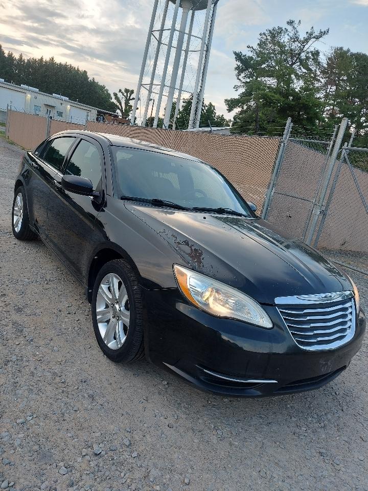 Chrysler 200 Touring 2011