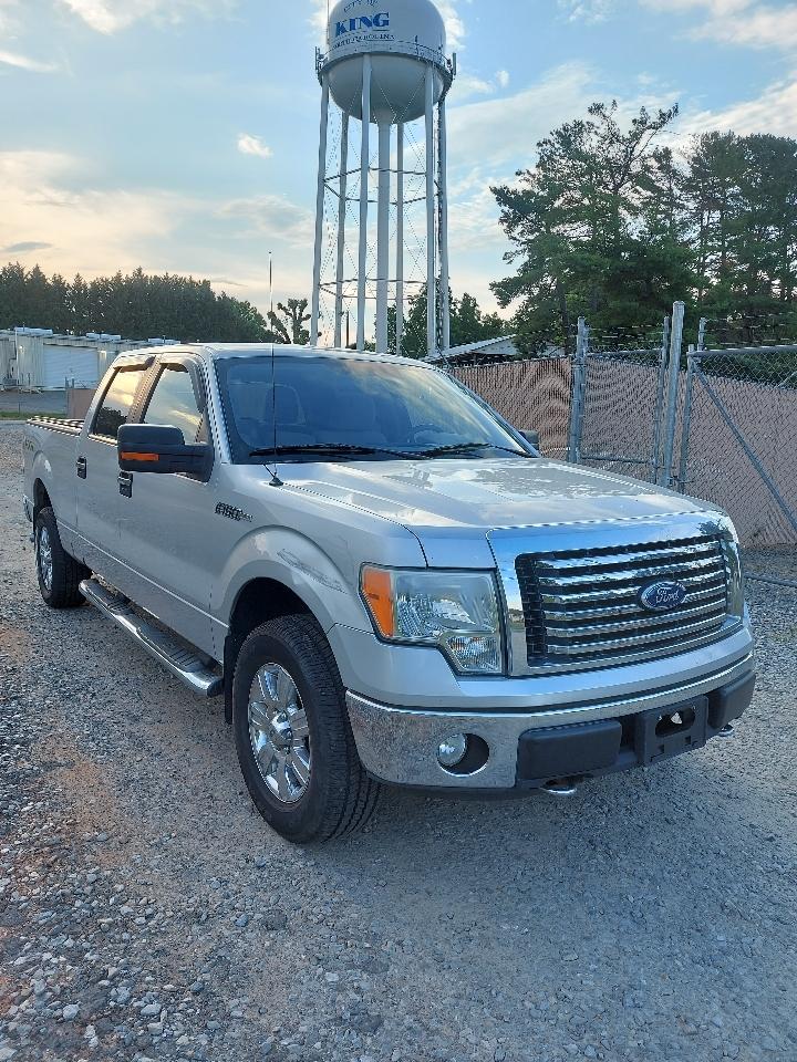 Ford F-150 XL SuperCrew 5.5-ft. Bed 4WD 2010