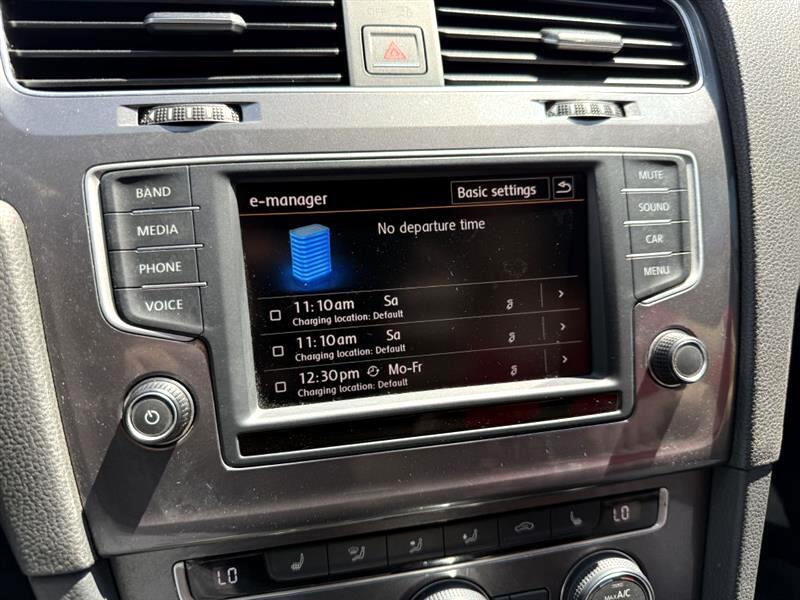 Volkswagen e-Golf SE 2016
