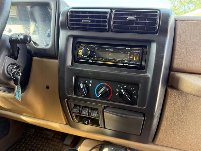 Jeep Wrangler Sahara 1999