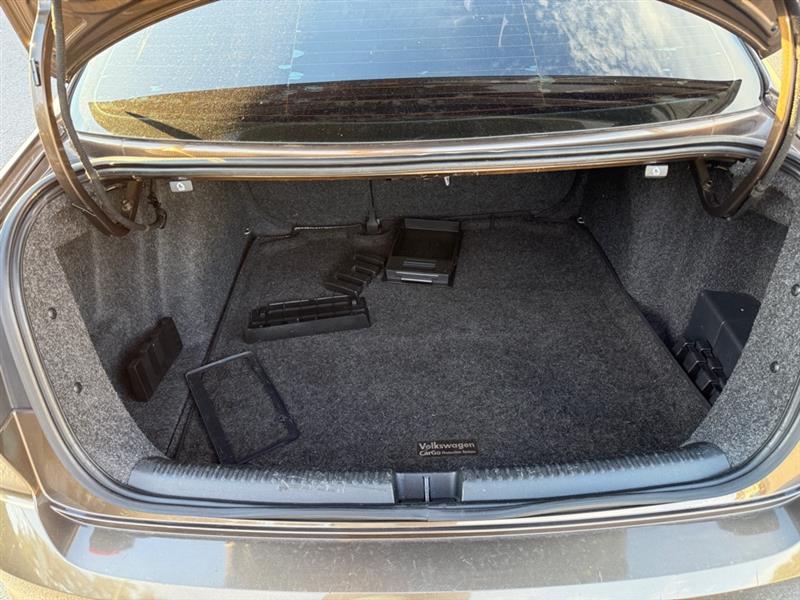 Volkswagen Jetta TDI S 6A 2015