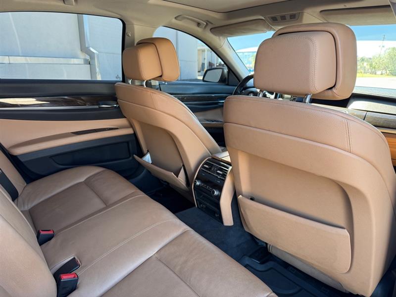 BMW 7-Series 740i 2012