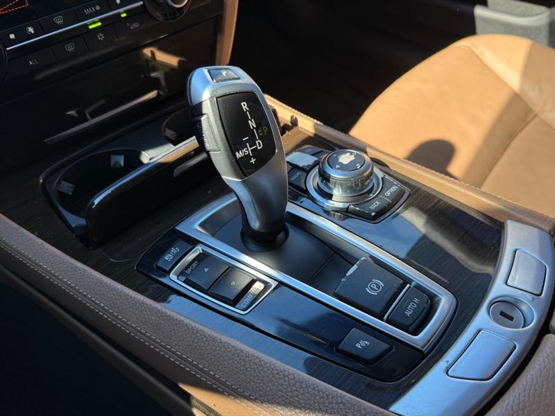 BMW 7-Series 740i 2012