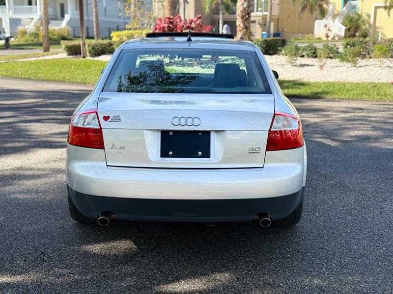 Audi A4 3.0 quattro 2003