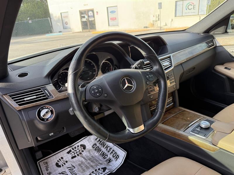 Mercedes-Benz E-Class E350 Sedan 2010