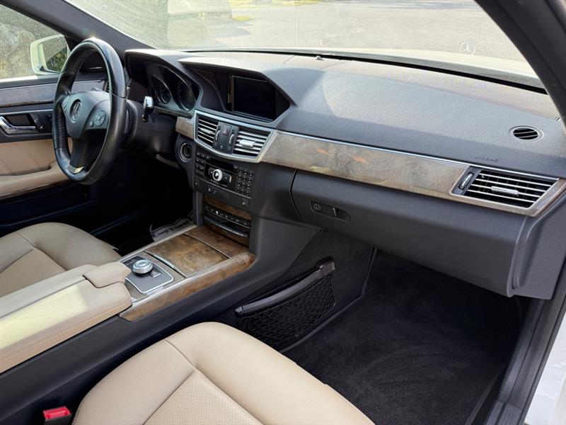 Mercedes-Benz E-Class E350 Sedan 2010