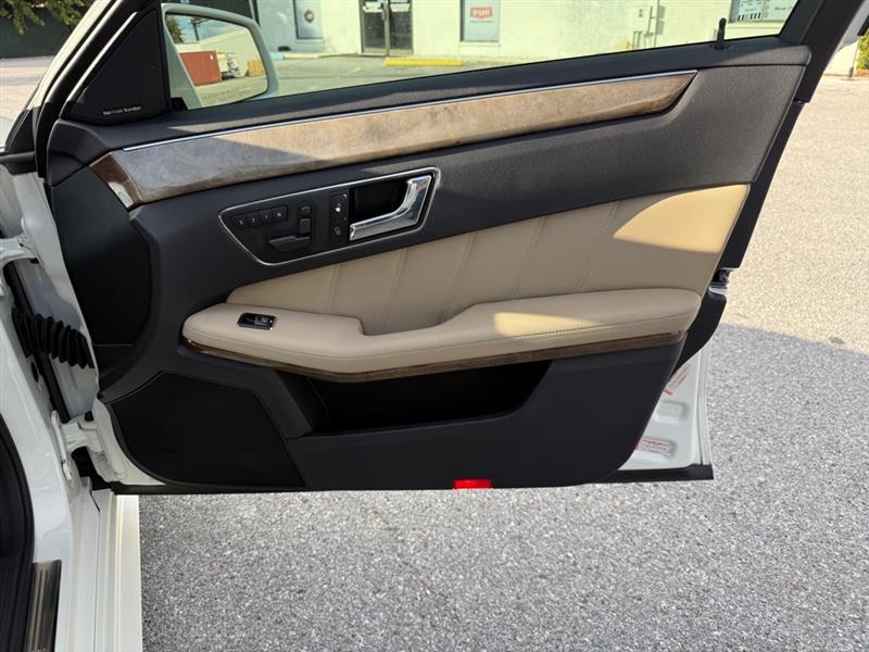 Mercedes-Benz E-Class E350 Sedan 2010