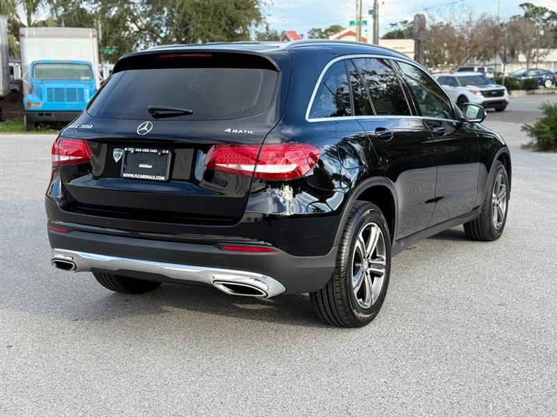 Mercedes-Benz GLC-Class GLC300 4MATIC 2016