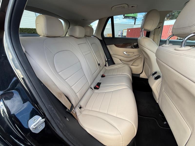 Mercedes-Benz GLC-Class GLC300 4MATIC 2016