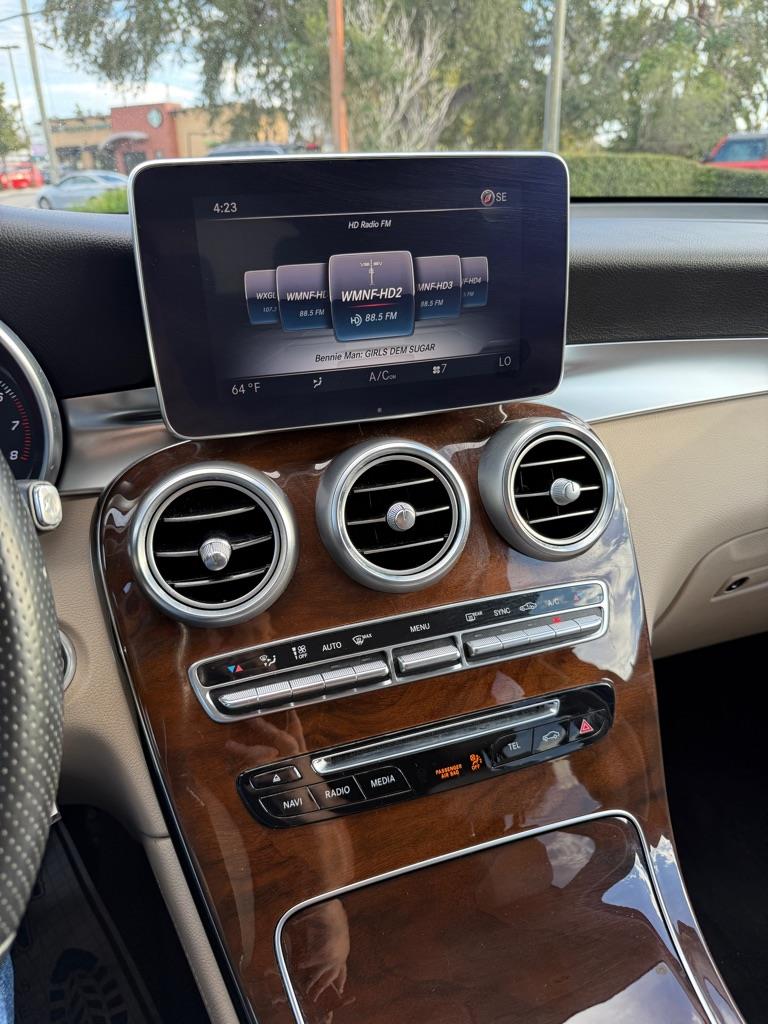 Mercedes-Benz GLC-Class GLC300 4MATIC 2016