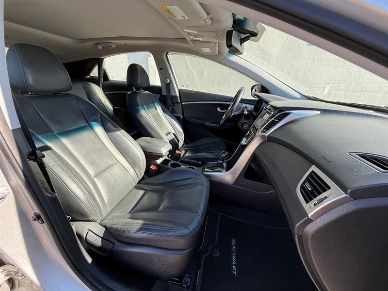 Hyundai Elantra GT A/T 2013