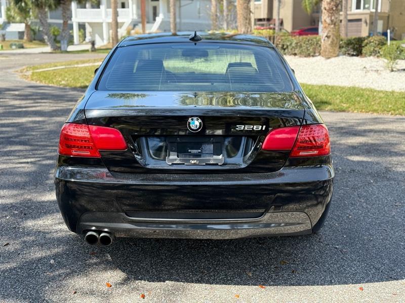 BMW 3-Series 328i Coupe 2013