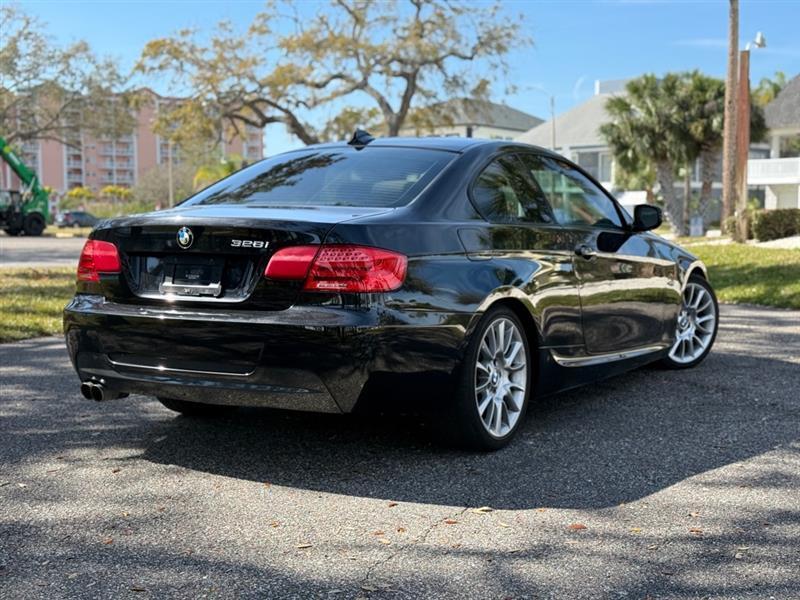 BMW 3-Series 328i Coupe 2013