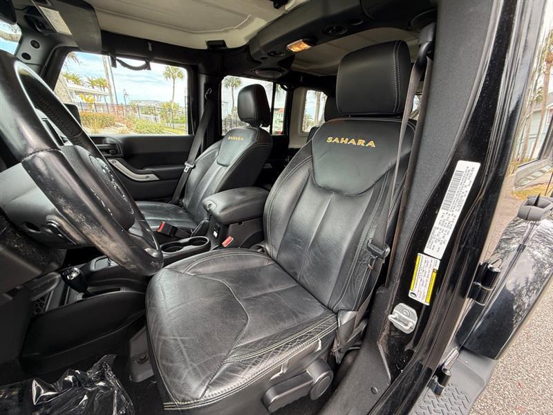 Jeep Wrangler Unlimited Sahara 4WD 2013