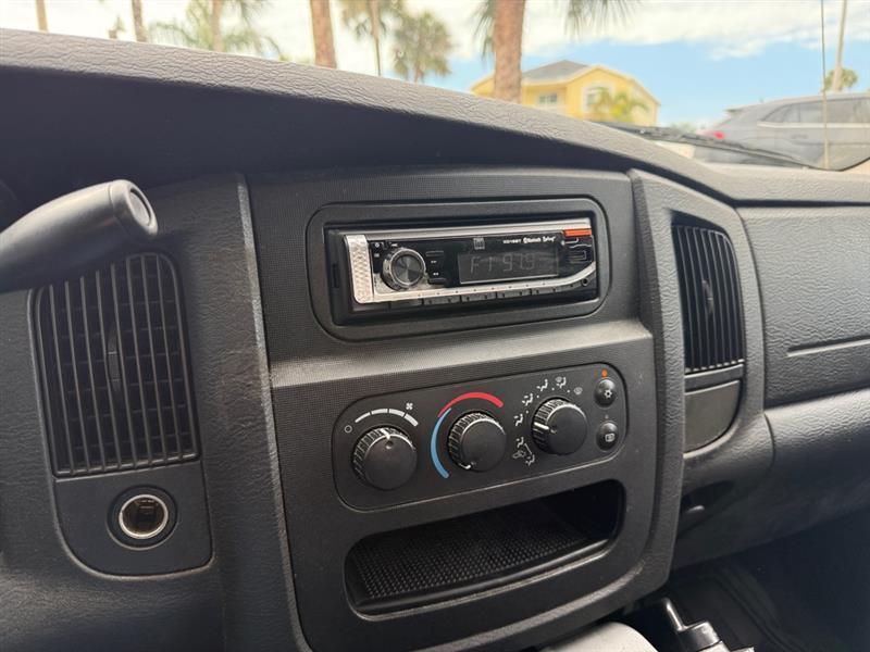 Dodge Ram 1500 ST Quad Cab Long Bed 2WD 2005