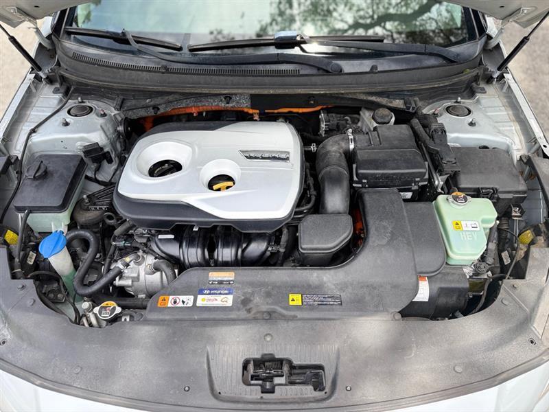 Hyundai Sonata Hybrid Limited w/Blue Pearl Interior 2017