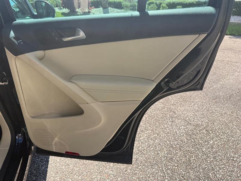 Volkswagen Tiguan SEL 2015