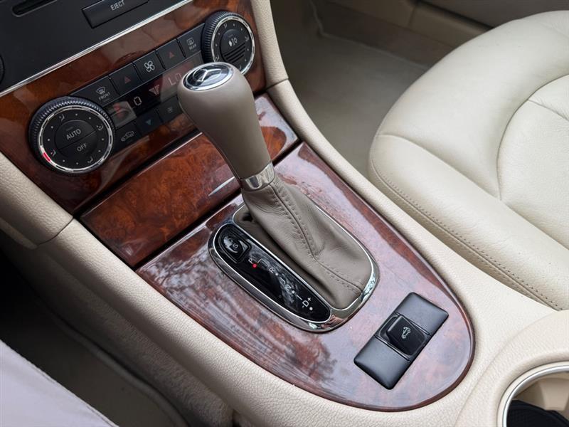 Mercedes-Benz CLK-Class CLK350 Cabriolet 2008