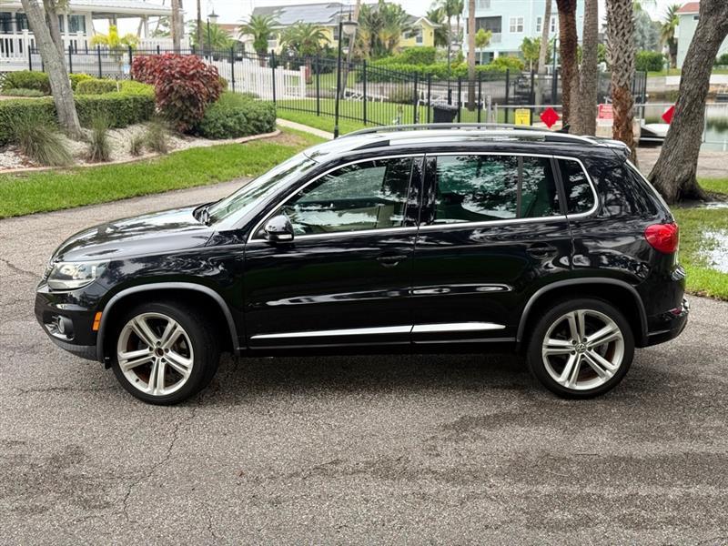Volkswagen Tiguan S 2016