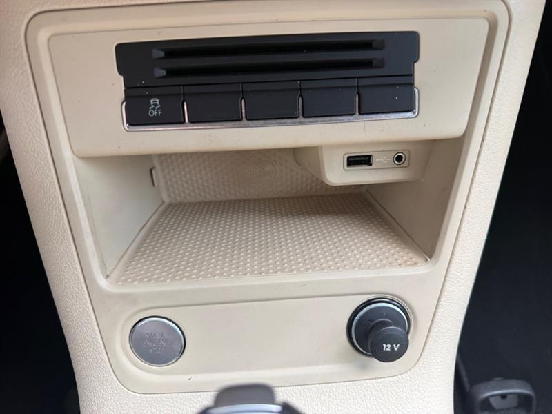 Volkswagen Tiguan S 2016