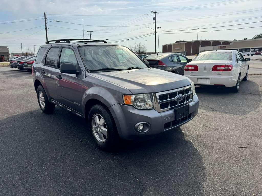 Ford Escape XLT 2WD I4 2008