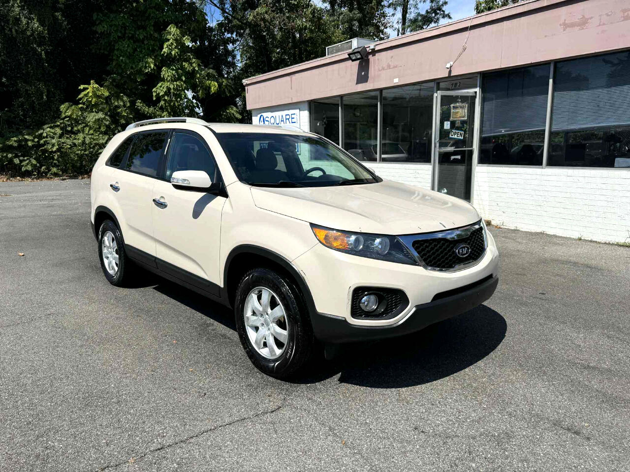 Kia Sorento LX 2WD 2011 Kia Sorento LX 2WD 2011