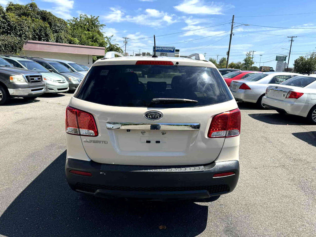 Kia Sorento LX 2WD 2011 Kia Sorento LX 2WD 2011