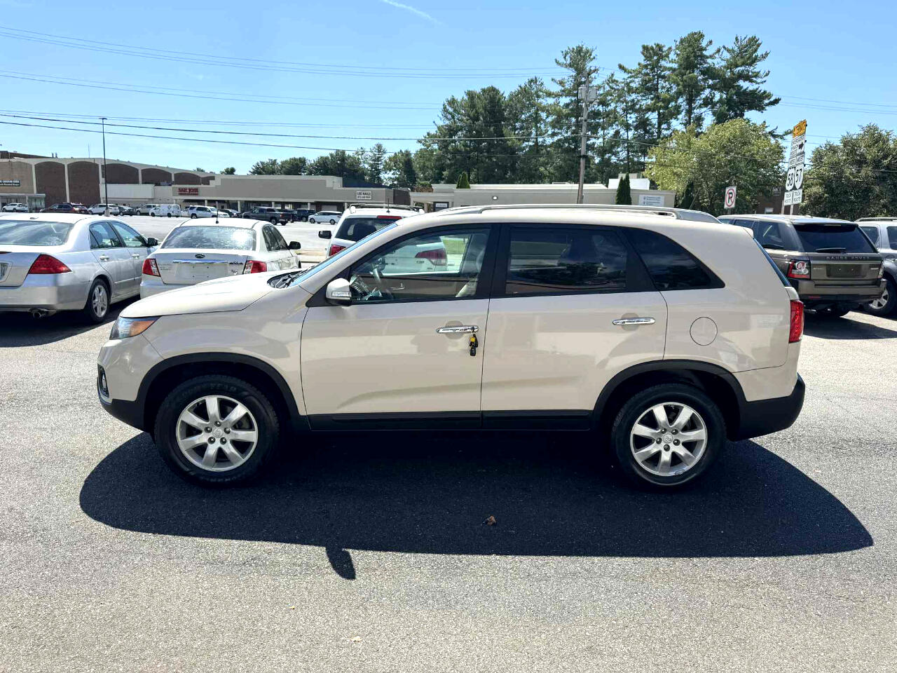 Kia Sorento LX 2WD 2011 Kia Sorento LX 2WD 2011