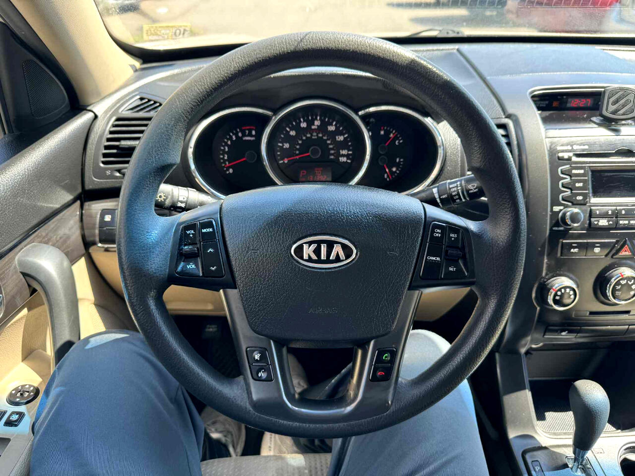 Kia Sorento LX 2WD 2011 Kia Sorento LX 2WD 2011