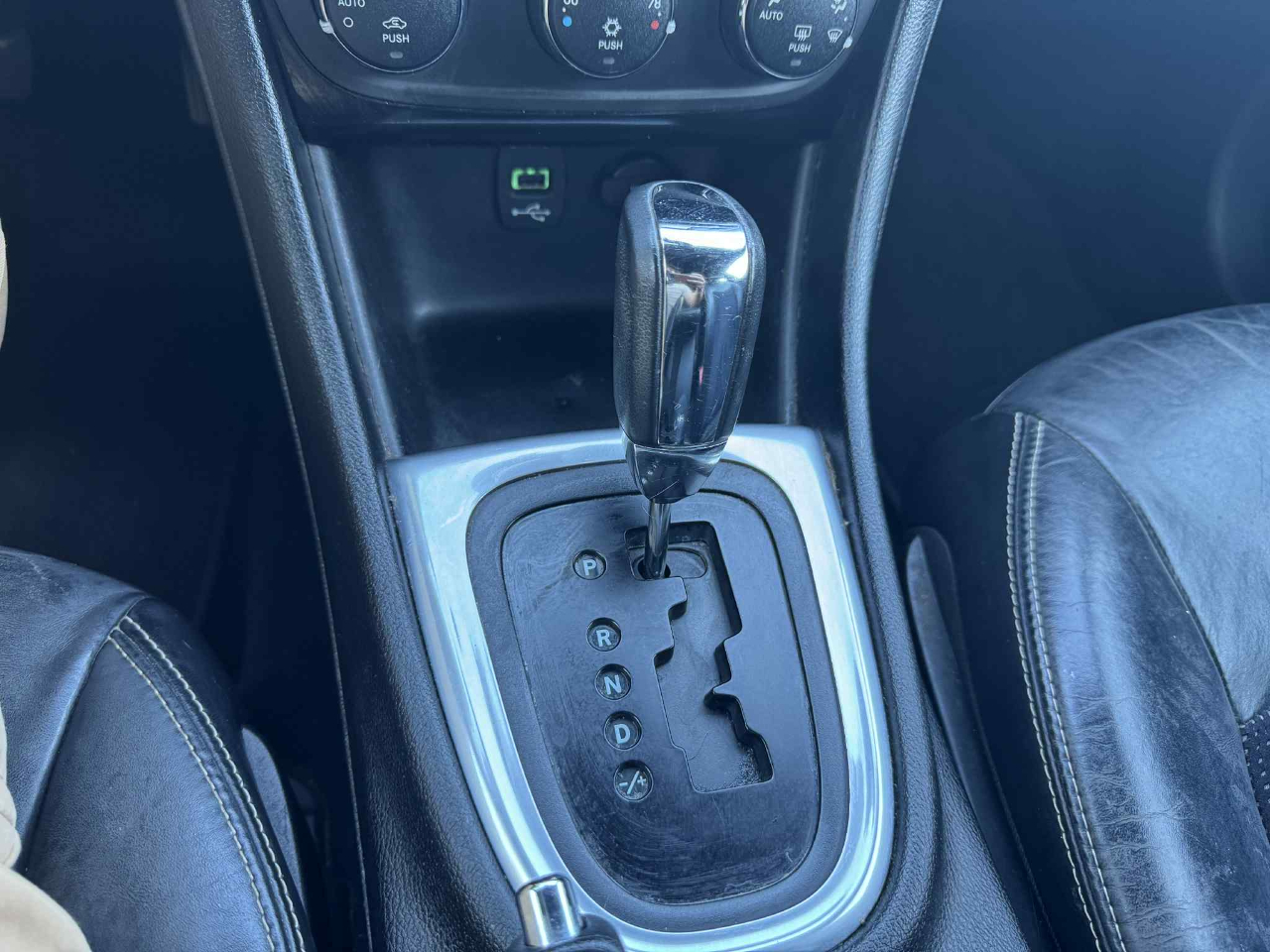 Chrysler 200 Limited 2013 Chrysler 200 Limited 2013