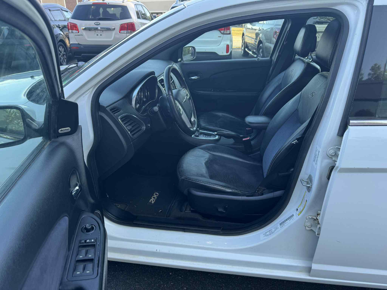 Chrysler 200 Limited 2013 Chrysler 200 Limited 2013